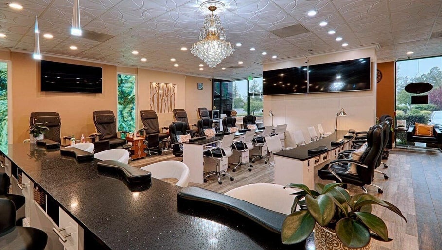 Shiloh Nails and Spa